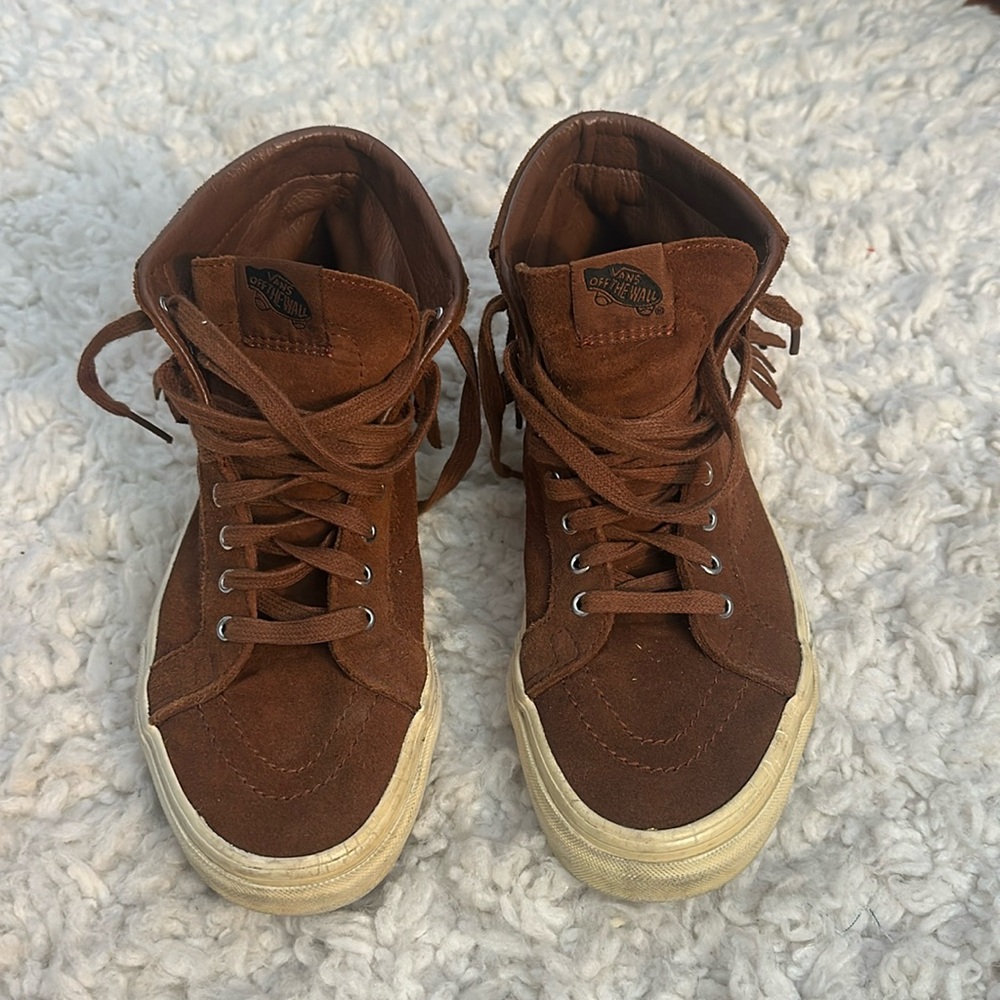 Vans ankle lace up sneaker with fringe.